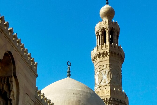 Private Cairo Best tour Pyramids ,Museum, Old Cairo and bazaar - Shopping at Khan el-Khalili
