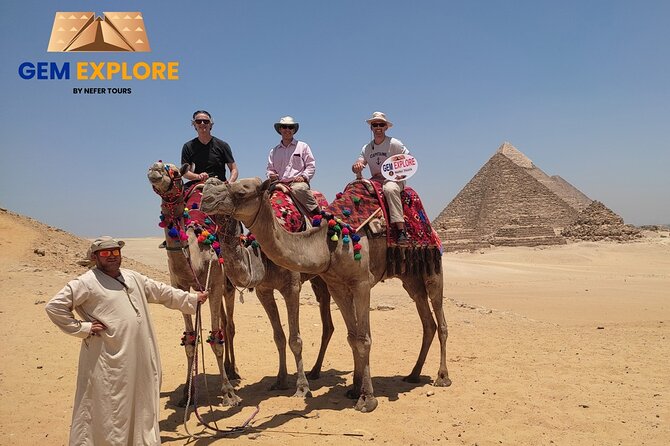 Private Day Tour Giza Pyramids, Egyptian Museum &Khan El-Khalili - Khafre, Menkaure, and the Sphinx