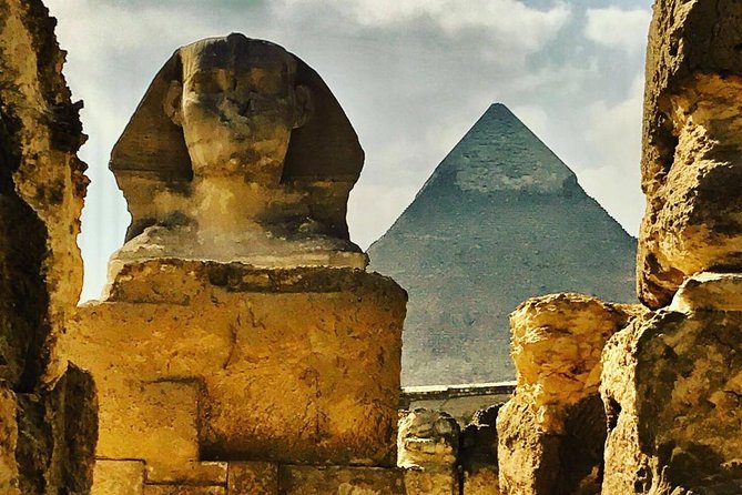 Private Day Tour Giza Pyramids, Memphis and Sakkara Pyramids - A private Cairo day built around ancient Egypt