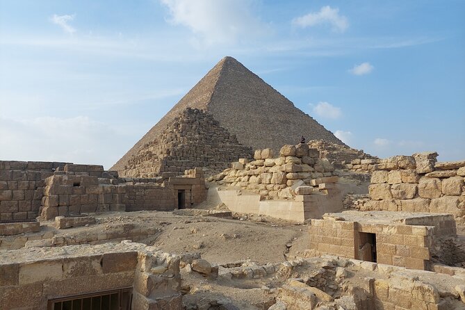 Private Day Tour to Giza Pyramids , Saqqara and Memphis - What the $50 price really covers