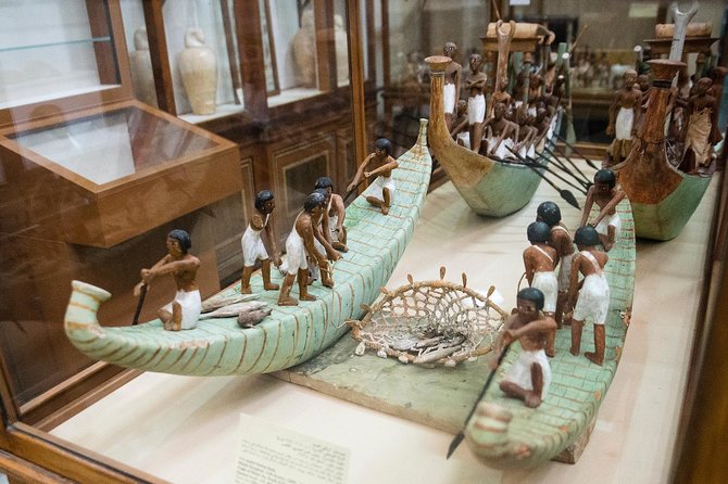 Private day tour to Giza Pyramids, Sphinx Egyptian Museum and Citadel - Khan el-Khalili at the end of the day
