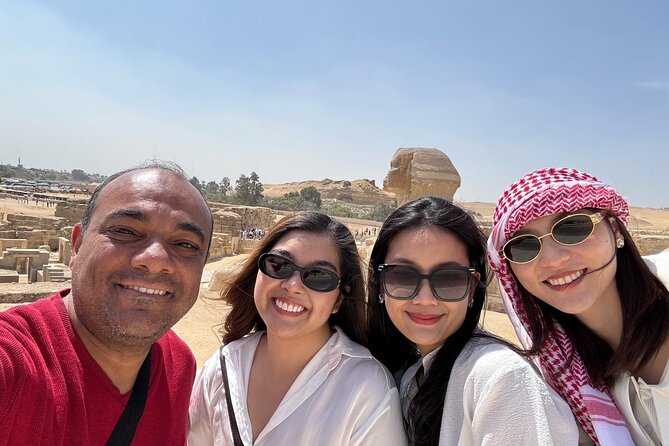 Private Day Tour to Giza Pyramids & Sphinx , with Pickup - Panorama Point and the three-pyramid view