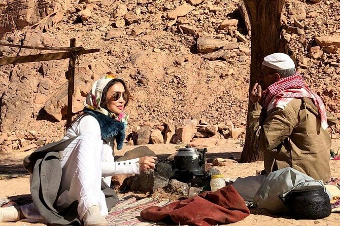 Private Day Tour To White Desert And Bahariya Oasis - Leaving Cairo at 6:00 am
