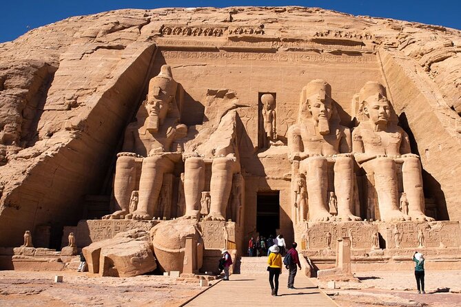 Private Day Trip to Abu Simbel Temple with Guide from Luxor - The return to Luxor after the temple