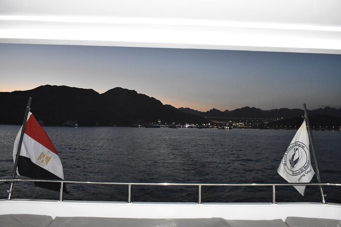 Private Dinner Cruise On Vip Yacht Sharm El Sheikh - Sailing the Sinai coast as the sun goes down