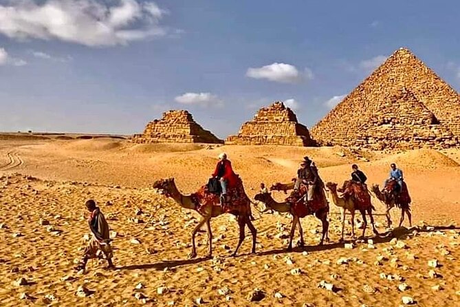Private Full Day Tour Giza Pyramids Memphis Sakkara with Lunch - Key points to know before booking