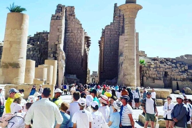 Private Full-Day Tour in Luxor with Hotel Pick Up - Luxor Temple: a strong finish on the east bank