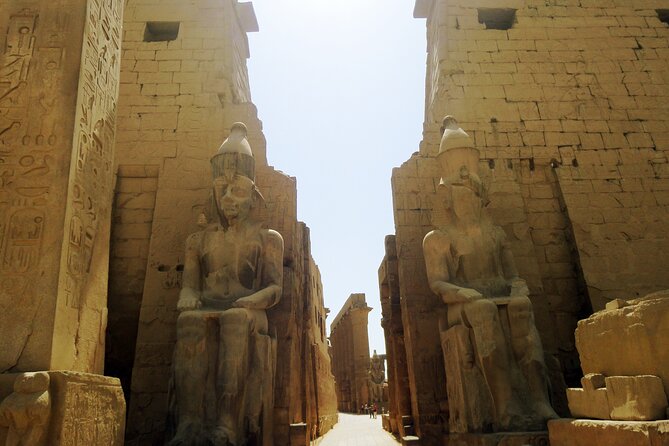 Private Full Day Tour to Luxor East and West banks & Felucca - Colossi of Memnon and a local lunch