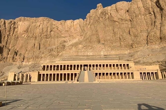 Private Full-Day Tour to West and East Banks of Luxor - Crossing to Karnak and the East Bank