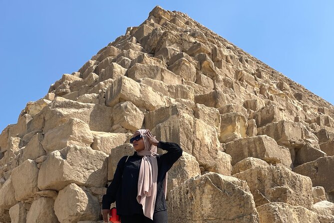 Private Giza Pyramids & Sakkara Tour with Camel Ride & Lunch - Lunch, transport, and the practical side