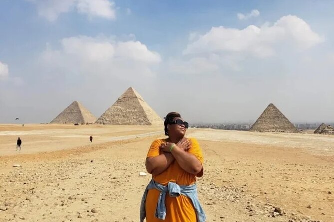Private guide's trip to Giza pyramids, Great sphinx valley temple - The Sphinx and the valley temple area