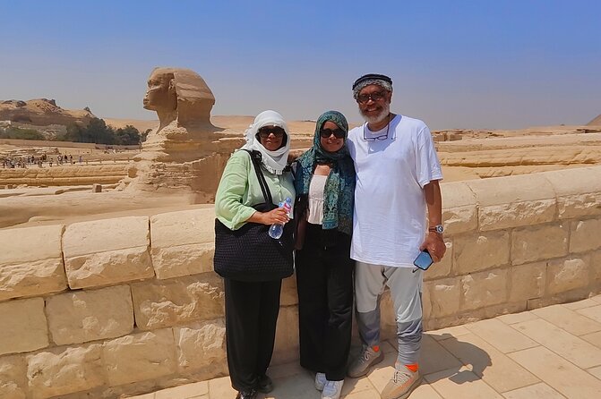 Private Guided Tour of Giza Pyramids and the great Sphinx - The panoramic viewpoint and the best photo stop