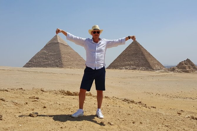 Private guided tour to Giza Pyramids, and Great Sphinx - The panoramic viewpoint and 20-minute camel ride