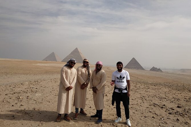 Private guided tour to Giza Pyramids, and Great Sphinx - Lunch, local stops, and the shopping question