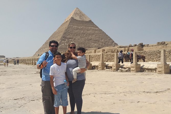 Private Guided Tour to Giza Pyramids and Sphinx - Meeting at 9 AM and riding in comfort