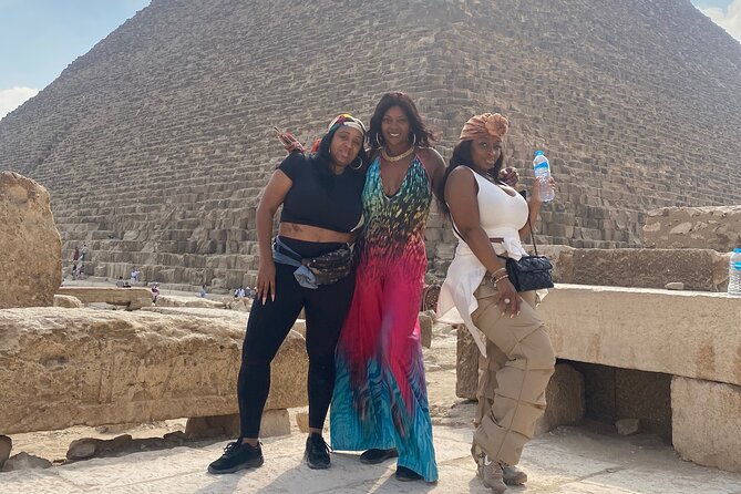 Private Guided tour to Giza Pyramids,Sphinx Camel Ride and Lunch - Egyptian lunch after the monuments