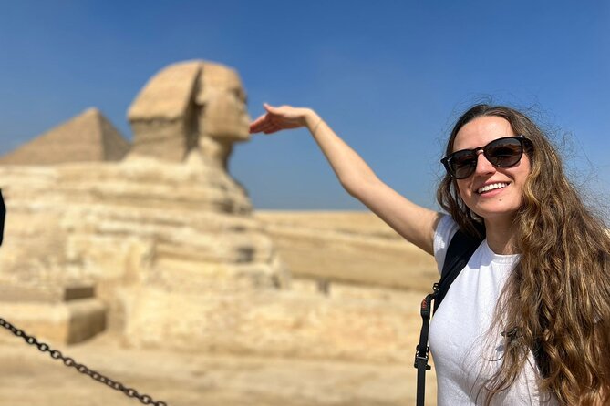 Private Half Day Giza Pyramids Tour with camel & Lunch - A 20-minute camel ride at the desert edge