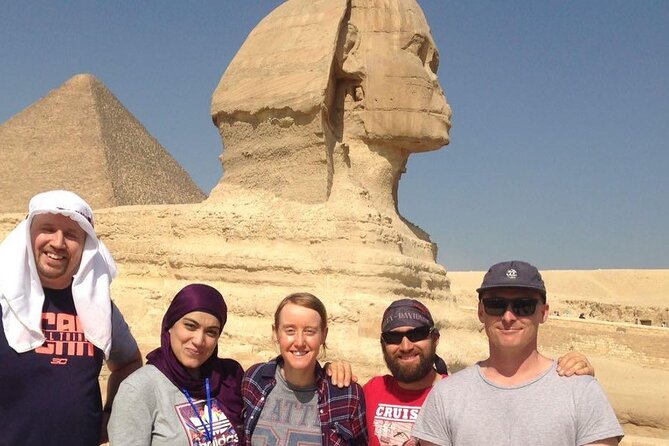 Private Half Day Pyramids Giza, Sphinx with Lunch and shopping - The Great Sphinx and the old temple