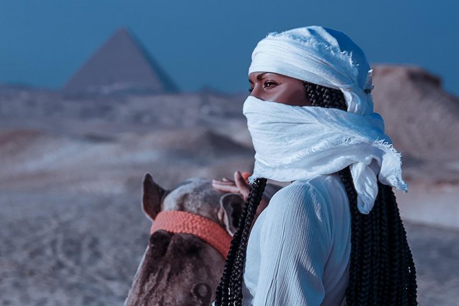 Private Half-Day Tour: Giza Pyramids and Sphinx by Camel - The perfume palace and other shopping stops