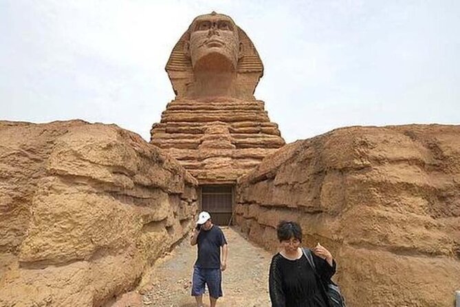 Private Half day Tour of the Pyramids and Sphinx from Cairo - The guide can shape the experience
