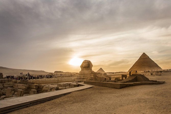 Private Half-Day Tour to Giza Pyramid ,Sphinx and Camel Ride - Who should book this experience