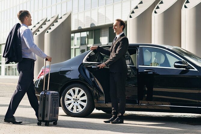 Private HRG Airport Transfer Service - Who should book this transfer?