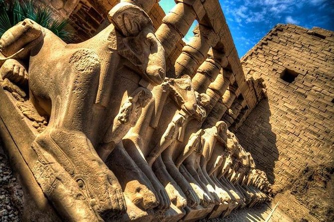 Private Luxor tour from Hurghada (all inclusive) - The Colossi of Memnon in Thirty Minutes