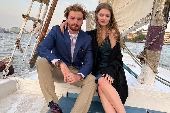 Private sailing boat with its Sailor for one hour or more - What the $10 price includes