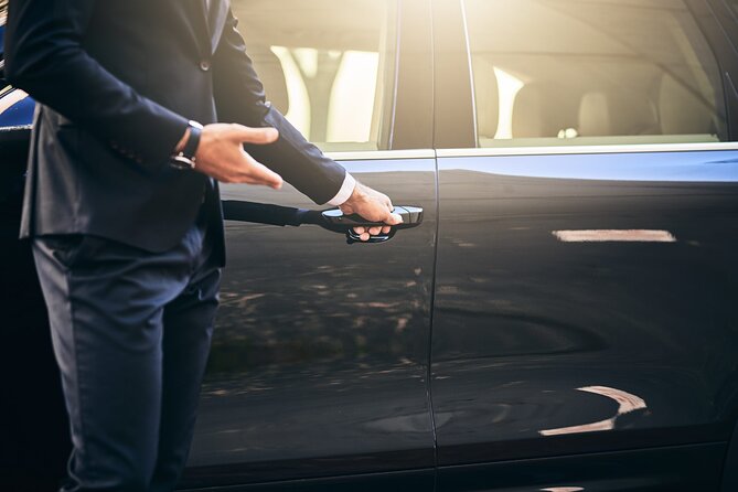 Private SSH Airport Transfer Services - Departure from your hotel to the airport