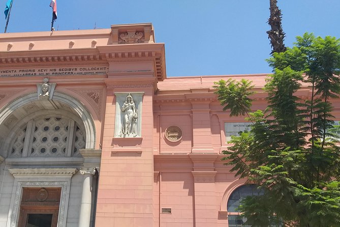 Private Tour: Discover Giza Pyramids, Sphinx & Egyptian Museum - Lunch and the Egyptian Museum