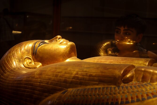 Private Tour: Discover Giza Pyramids, Sphinx & Egyptian Museum - The Sphinx and Valley Temple