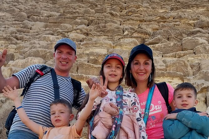 Private Tour: Giza Pyramids & Cairo Museum & Bazaar(All included) - Optional Shopping in Khan el-Khalili
