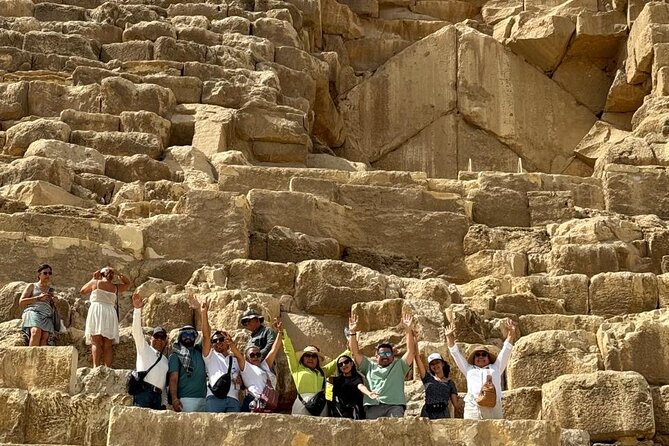 Private tour Giza Pyramids ,sphinx & camel ride all included - What the $20 price really means