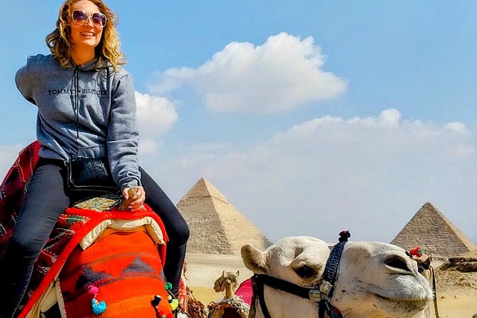 Private Tour Giza Pyramids Wonders All inclusive - Menkaure, the Smallest of the Three