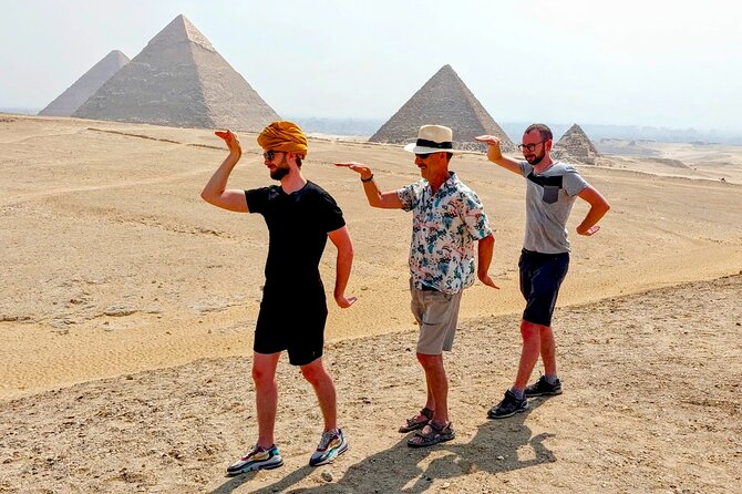 Private Tour Giza Pyramids Wonders All inclusive - Seeing Khafre and Its Remaining Stone Cap