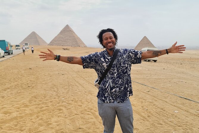 Private tour to Giza Pyramids, Lunch, Camel Ride & Shopping tour - Falafel lunch and the Cairo shopping circuit