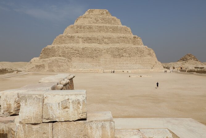 Private Tour to Giza pyramids, Saqqara and Memphis - 8:00 am pickup and the ride to Giza
