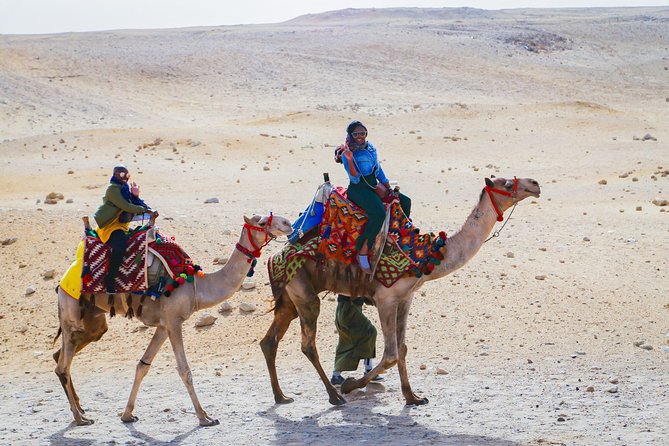 Private tour to Giza pyramids,sphinx,museum,market& lunch - Why this private format works well in Cairo