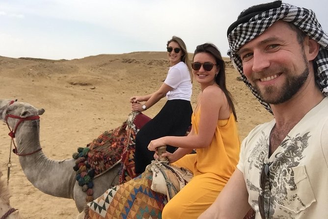 Private Tour to Giza Pyramids Sphinx with Camel Riding - Finding the classic three-pyramid view