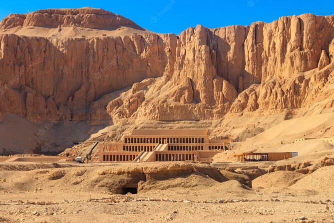 Private Tour to Luxor West and East Banks with Hot Air Balloon,Felucca and lunch - The Nile Ride: Confirm the Felucca Details