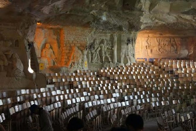 Private Tour to Old Coptic Cairo & the Cave Church of St. Simon. - The drive through Garbage City is part of the story