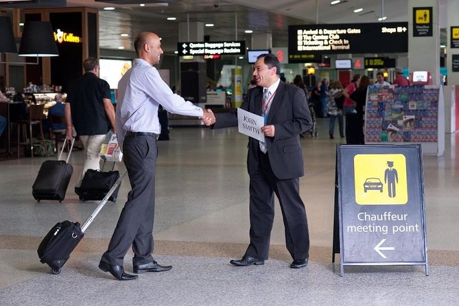 Private Transfer - Cairo Airport Arrivals Hall to Hotel - The private vehicle and the ride to Cairo or Giza