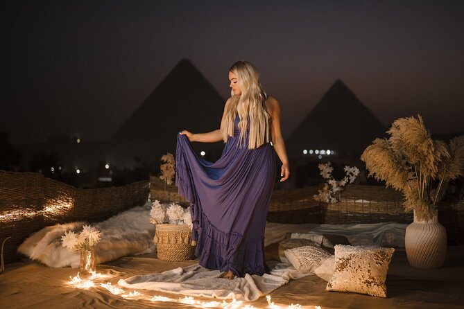 Pyramid Duo Rooftop Capturing Elegance from the Rooftop - What happens during the one-hour session
