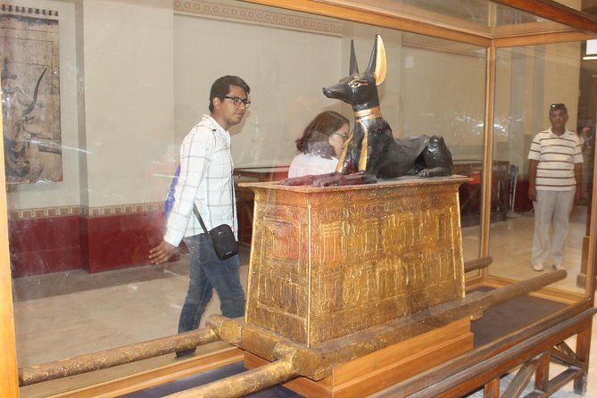 Pyramids and Museum on Private tour, No Hidden Cost. - Lunch at a Local Restaurant