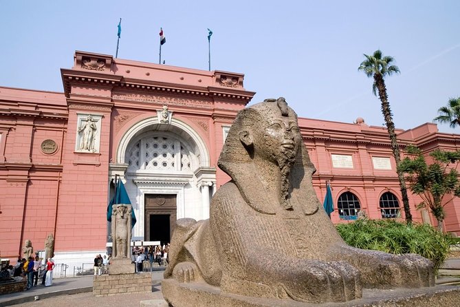 Pyramids of Giza Egyptian Museum Sphinx and Khan El Khalili Bazaar - What the private format adds