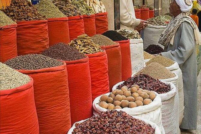Pyramids, Sphinx, Egyptian Museum And khan El Khalili Day Tour - FAQ