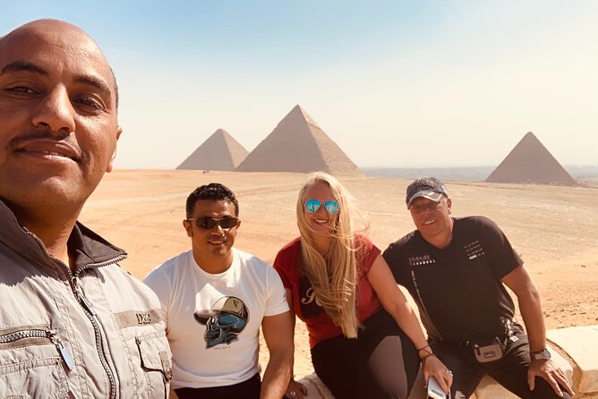 Pyramids tour to Giza, Sakkara and Dahshur - A private vehicle can make a long day easier