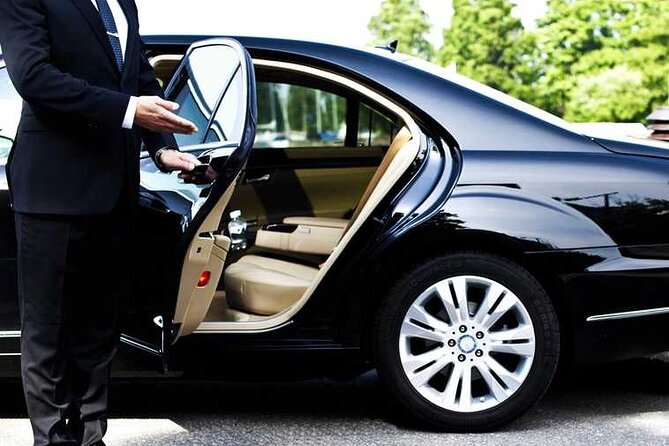 Round-Trip Airport Transfer in Cairo or Giza - Key details before you book