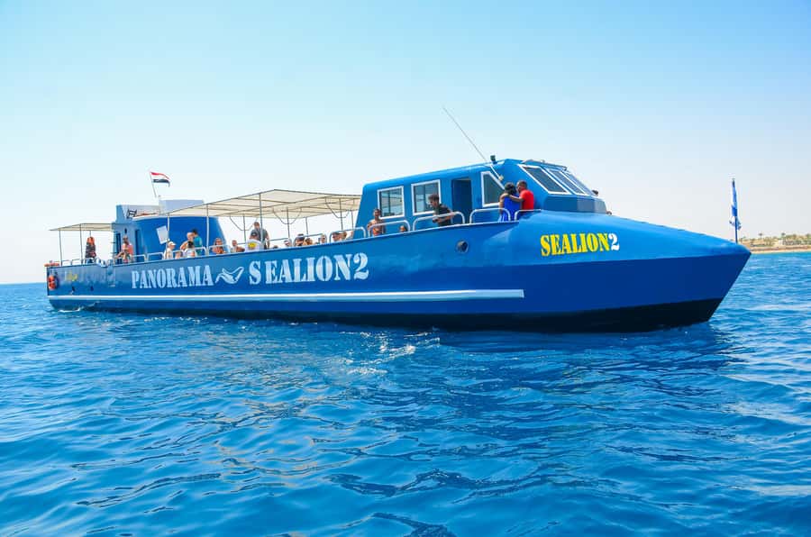 Safaga/Makadi Bay: Panorama Submarine with Snorkeling Tour - The road from Safaga, Sahl Hasheesh, or Makadi Bay