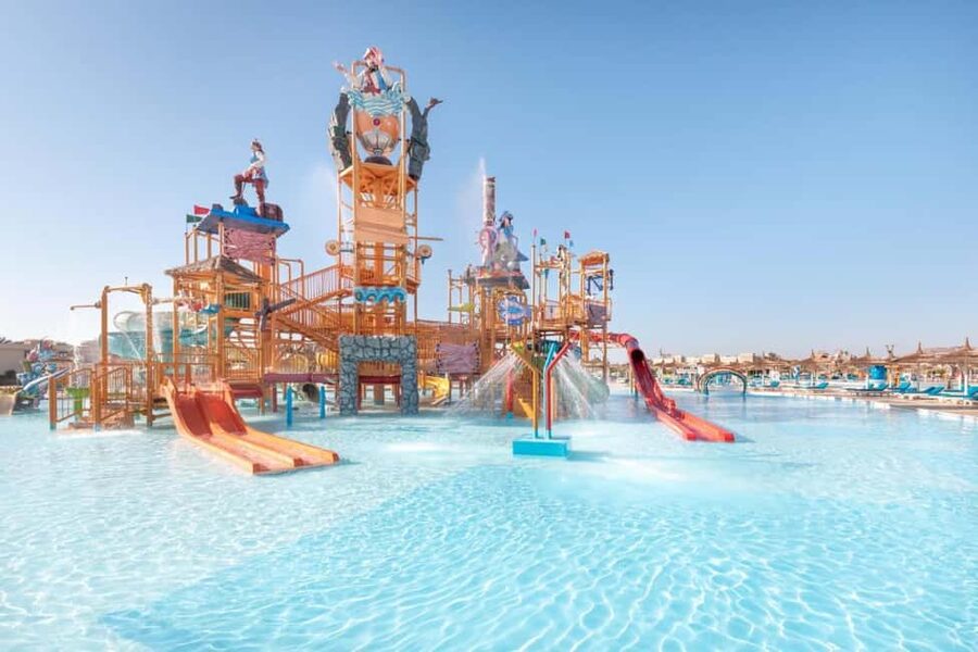 Sharm El-Sheikh: Albatros Aqua Park with Lunch & Transfers - Key Points At A Glance